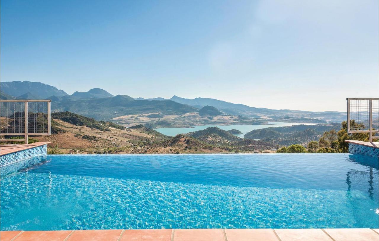 Awesome Home In Cadiz With Swimming Pool El Gastor Kültér fotó